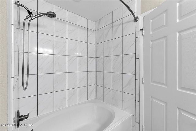 13703 RICHMOND PARK Drive N 2405, Jacksonville, FL 32224