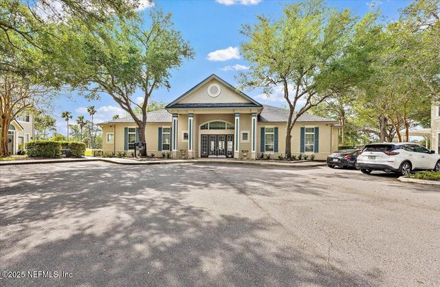 13703 RICHMOND PARK Drive N 2405, Jacksonville, FL 32224