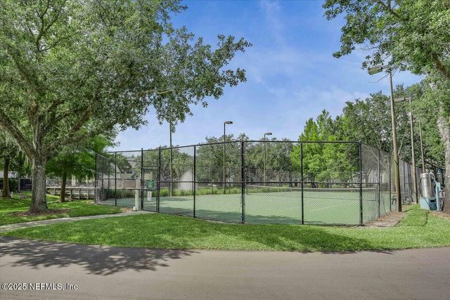 13703 RICHMOND PARK Drive N 2405, Jacksonville, FL 32224