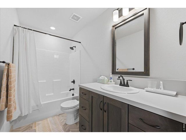 1076 Buck Valley Dr, Berthoud, CO 80513