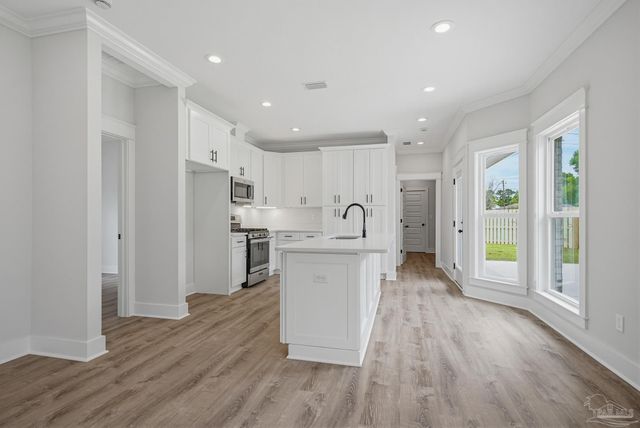 3110 E Mallory St, Pensacola, FL 32503