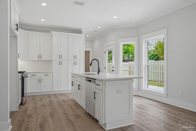 3110 E Mallory St, Pensacola, FL 32503