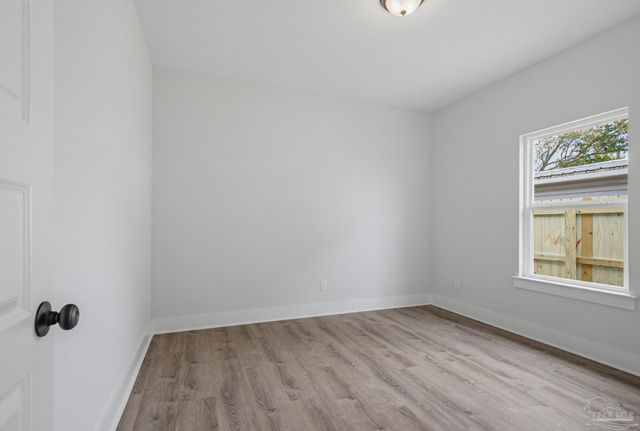 3110 E Mallory St, Pensacola, FL 32503