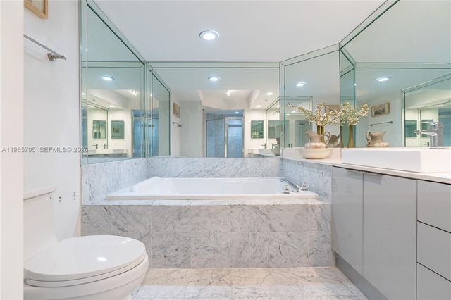 16400 Collins Ave 744, Sunny Isles Beach, FL 33160