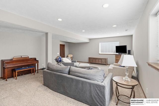 6229 S 193rd Street, Omaha, NE 68135