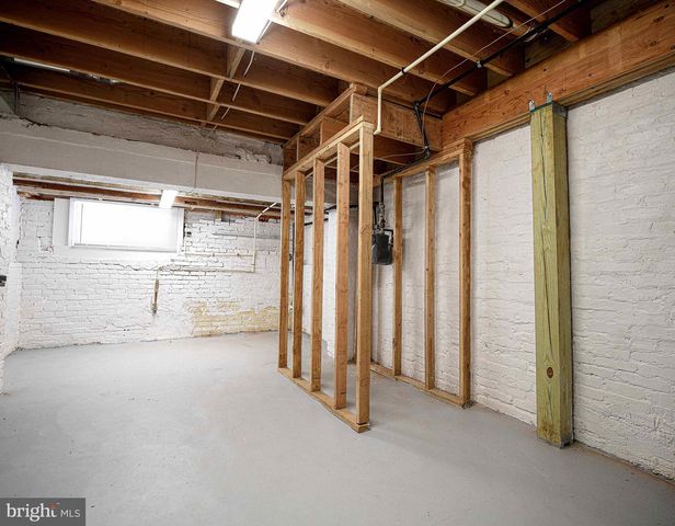 531 N DECKER AVE, Baltimore, MD 21205