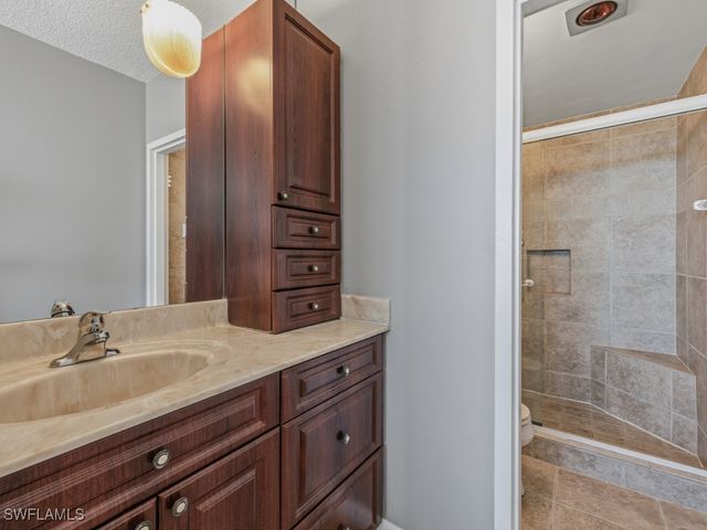 140 Seaview CT 704S, Marco Island, FL 34145