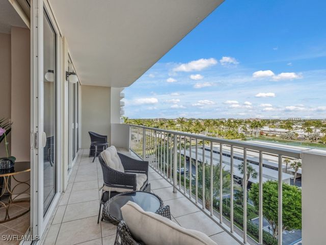 140 Seaview CT 704S, Marco Island, FL 34145