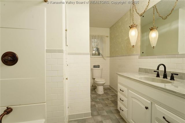 3802 Kathy Drive, Hurricane, WV 25526