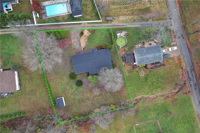 3802 Kathy Drive, Hurricane, WV 25526