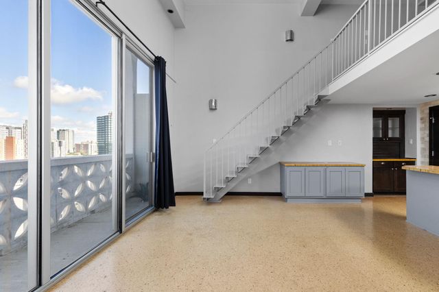 1801 Lavaca ST 15M, Austin, TX 78701