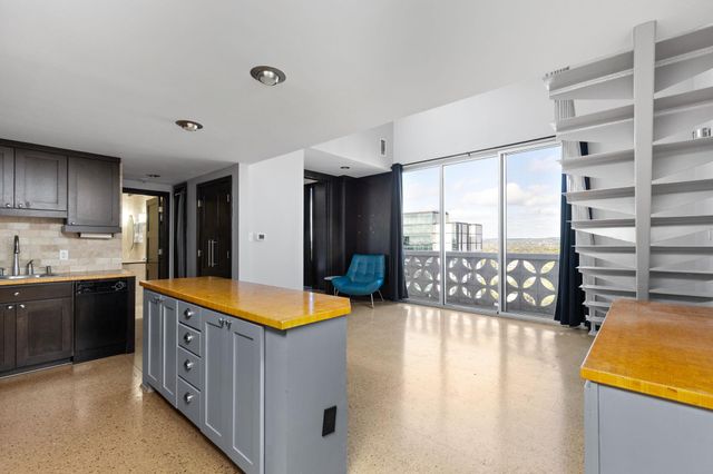 1801 Lavaca ST 15M, Austin, TX 78701
