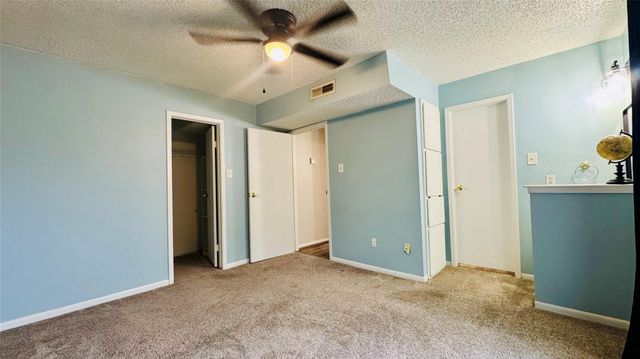 1900 Bay Area Boulevard 136, Houston, TX 77058