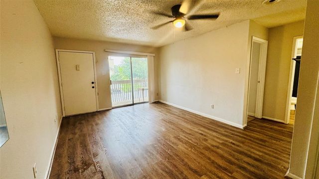1900 Bay Area Boulevard 136, Houston, TX 77058