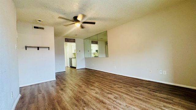 1900 Bay Area Boulevard 136, Houston, TX 77058