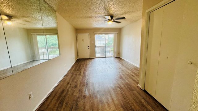 1900 Bay Area Boulevard 136, Houston, TX 77058