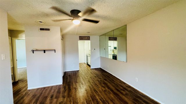 1900 Bay Area Boulevard 136, Houston, TX 77058