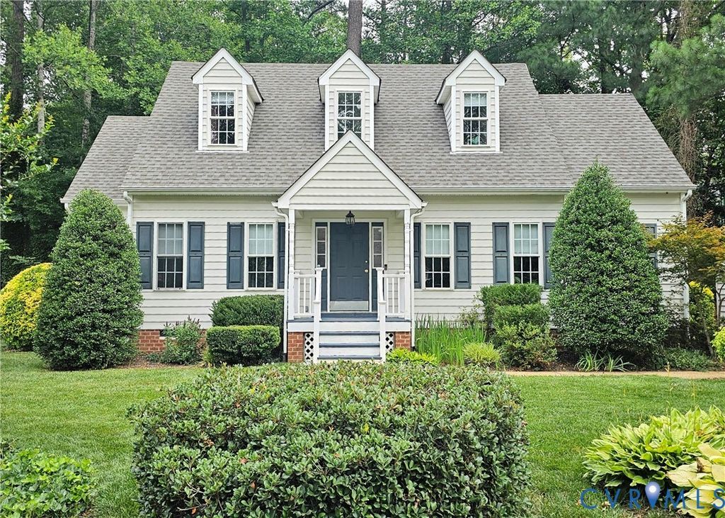 30 Muirfield Green Ln, Chesterfield, VA 23112