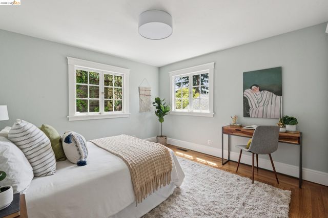 2370 Marin Ave, Berkeley, CA 94708
