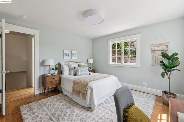 2370 Marin Ave, Berkeley, CA 94708