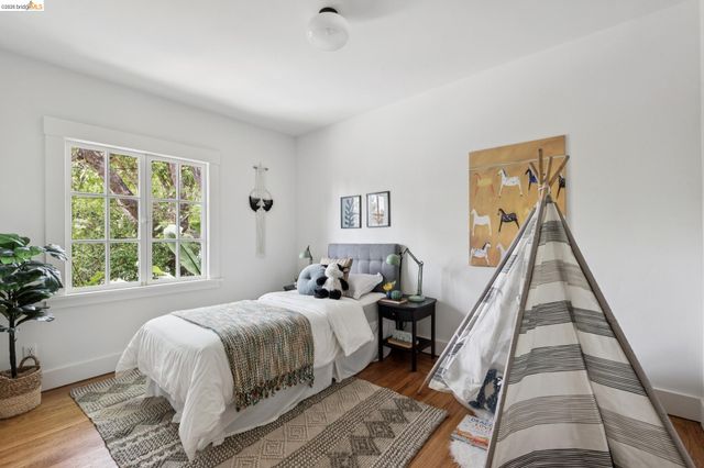 2370 Marin Ave, Berkeley, CA 94708