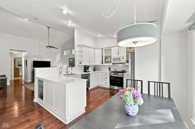 7499 Cherryhill Drive, Indianapolis, IN 46254