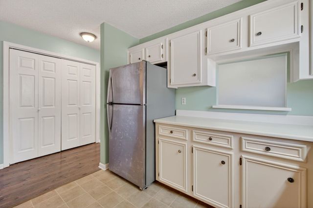 204 Plum Creek Road, Spartanburg, SC 29307