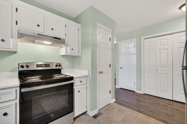 204 Plum Creek Road, Spartanburg, SC 29307