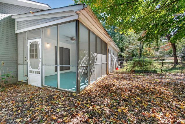 204 Plum Creek Road, Spartanburg, SC 29307