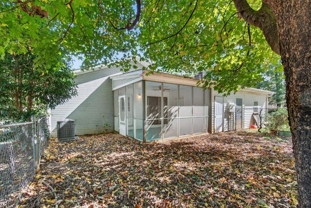 204 Plum Creek Road, Spartanburg, SC 29307