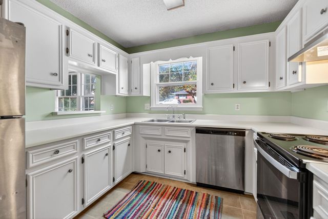 204 Plum Creek Road, Spartanburg, SC 29307