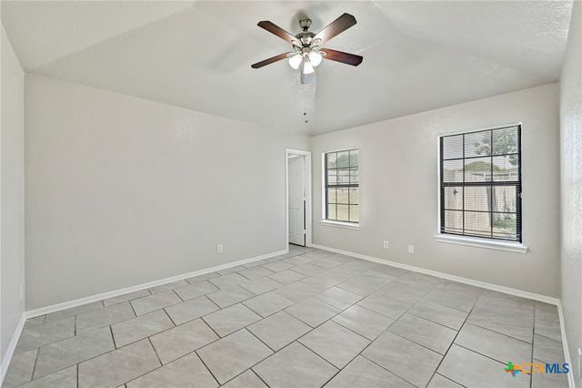 5107 Leaning Oak Drive, Killeen, TX 76542