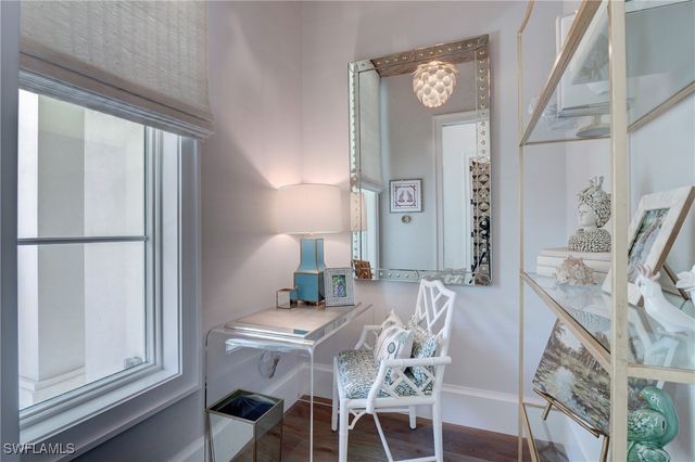 2020 Gordon DR, Naples, FL 34102