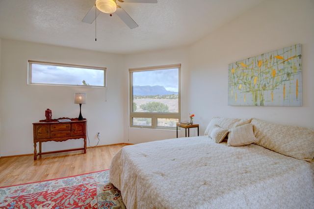 7 Cory Court, Placitas, NM 87043