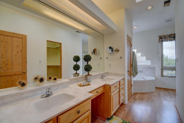 7 Cory Court, Placitas, NM 87043