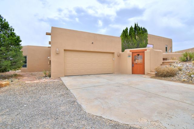 7 Cory Court, Placitas, NM 87043