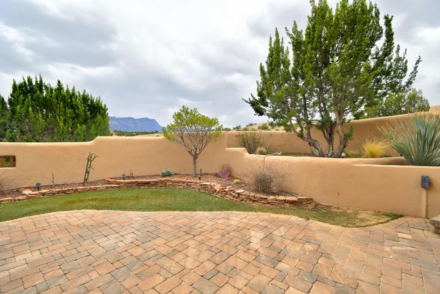 7 Cory Court, Placitas, NM 87043