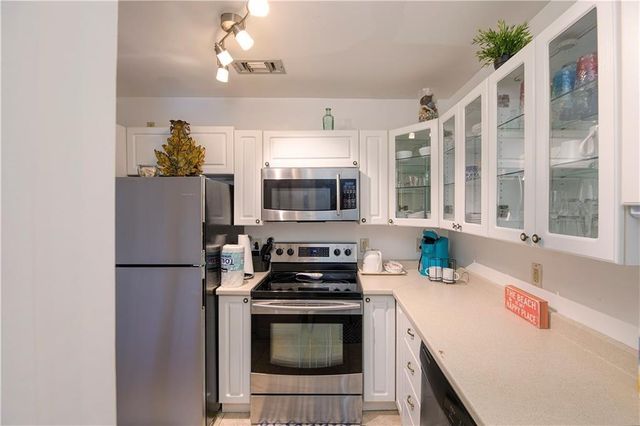 2613-2615 NE 33rd Ave, Fort Lauderdale, FL 33308