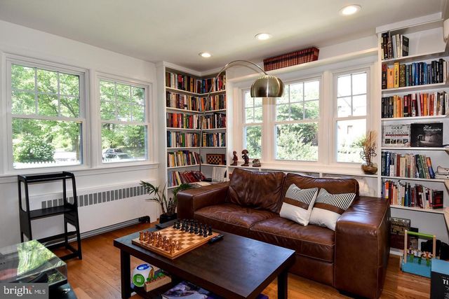 4732 ELLICOTT ST NW, Washington, DC 20016