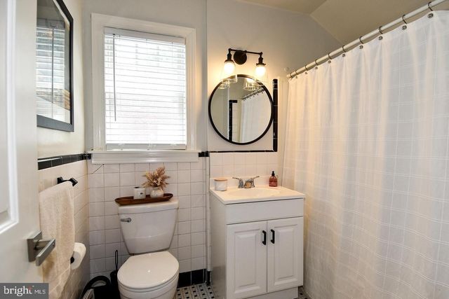 4732 ELLICOTT ST NW, Washington, DC 20016