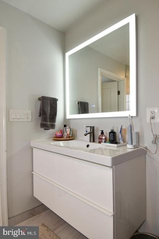 4732 ELLICOTT ST NW, Washington, DC 20016
