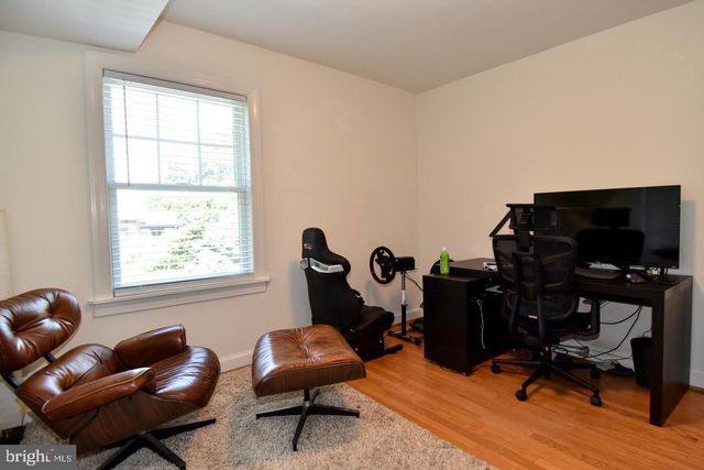 4732 ELLICOTT ST NW, Washington, DC 20016