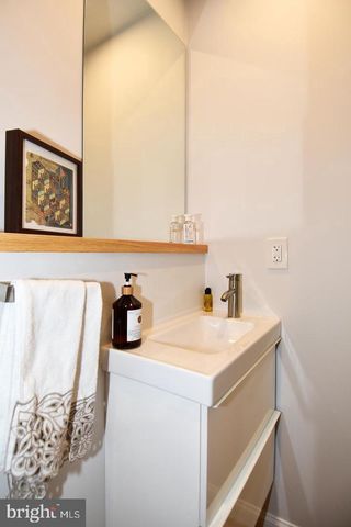 4732 ELLICOTT ST NW, Washington, DC 20016