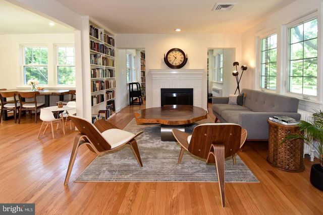 4732 ELLICOTT ST NW, Washington, DC 20016