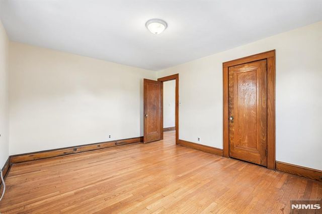 21 Ferncliff Road, Bloomfield, NJ 07003