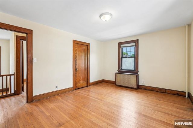 21 Ferncliff Road, Bloomfield, NJ 07003