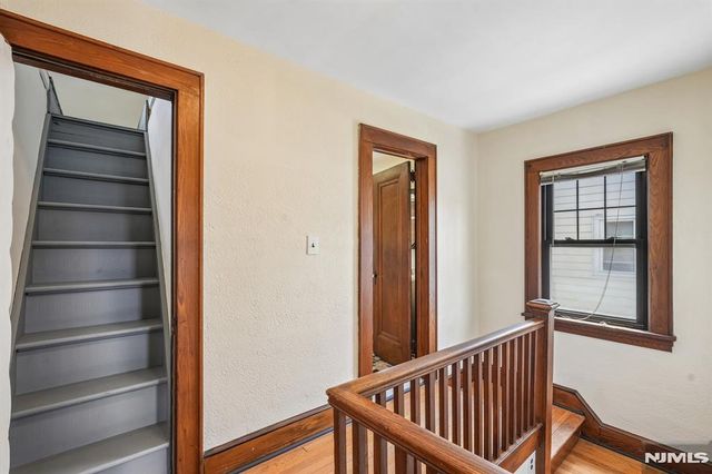 21 Ferncliff Road, Bloomfield, NJ 07003