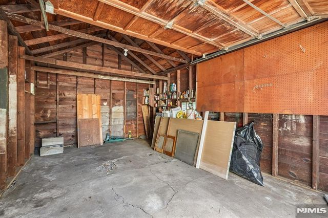 21 Ferncliff Road, Bloomfield, NJ 07003