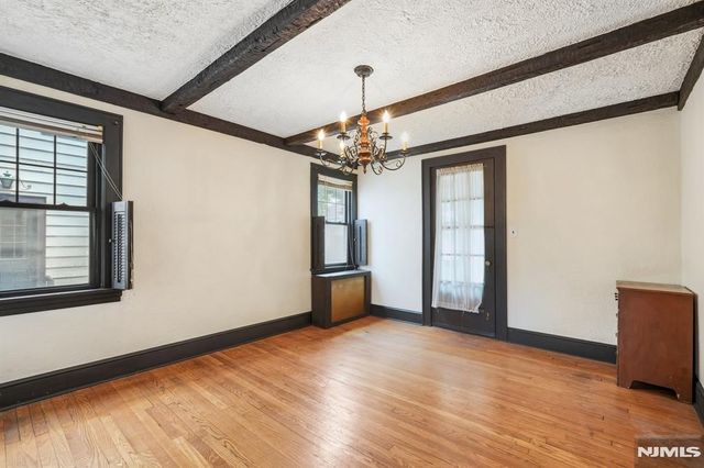 21 Ferncliff Road, Bloomfield, NJ 07003