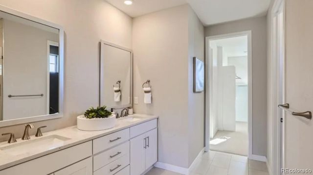 24744 E Kettle Court, Aurora, CO 80016